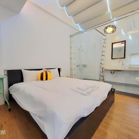 Honey House Tainan Bed & Breakfast Ngoại thất bức ảnh