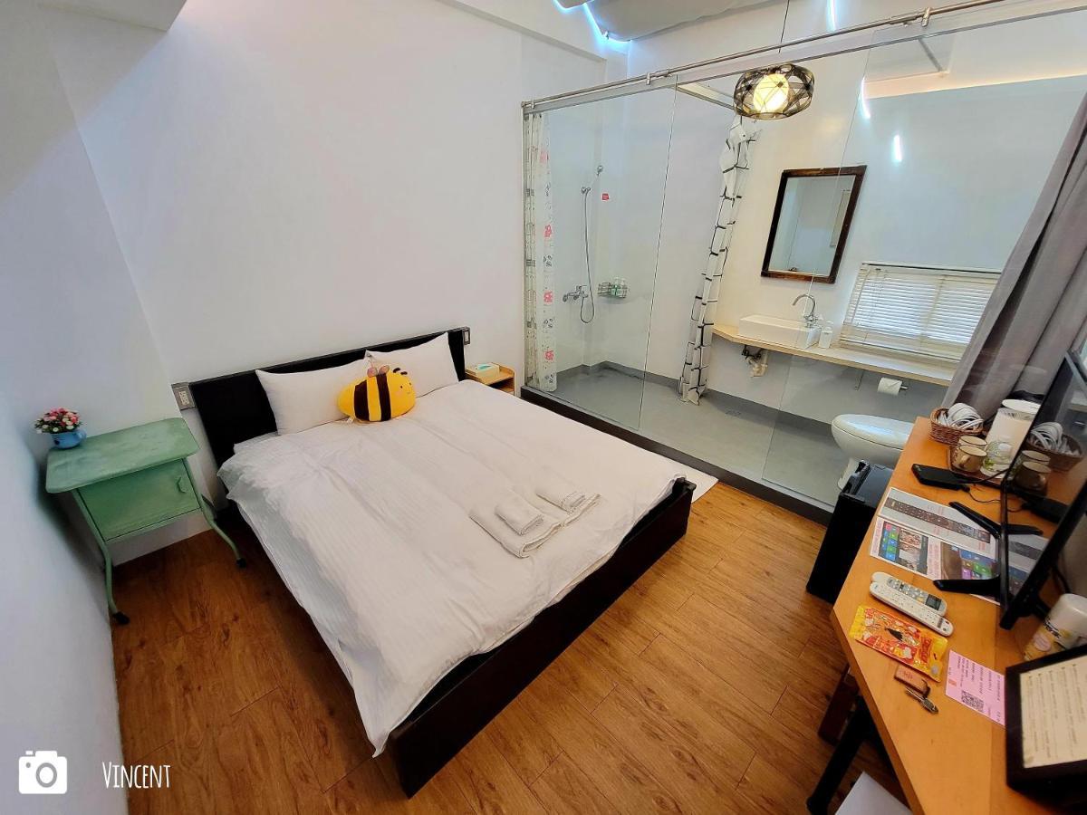 Honey House Tainan Bed & Breakfast Ngoại thất bức ảnh
