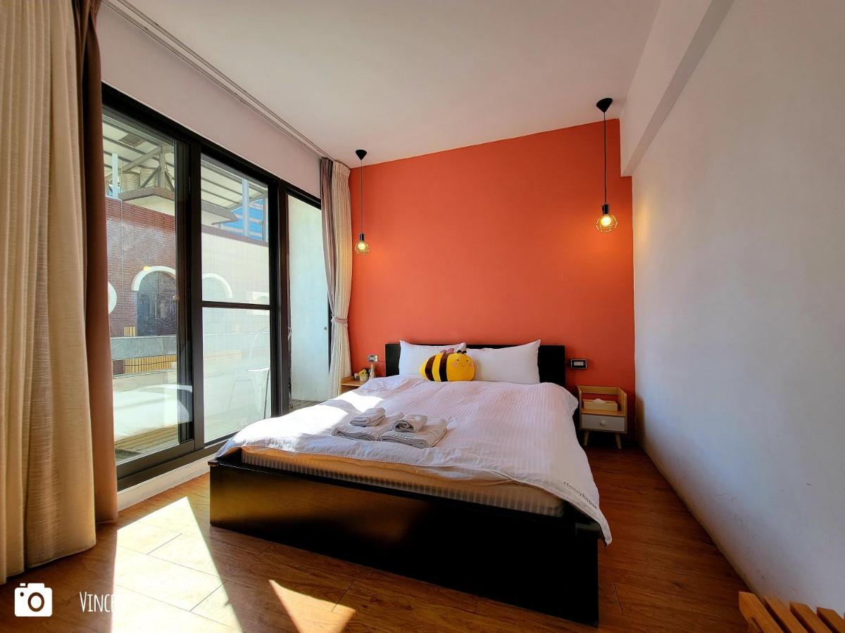 Honey House Tainan Bed & Breakfast Ngoại thất bức ảnh