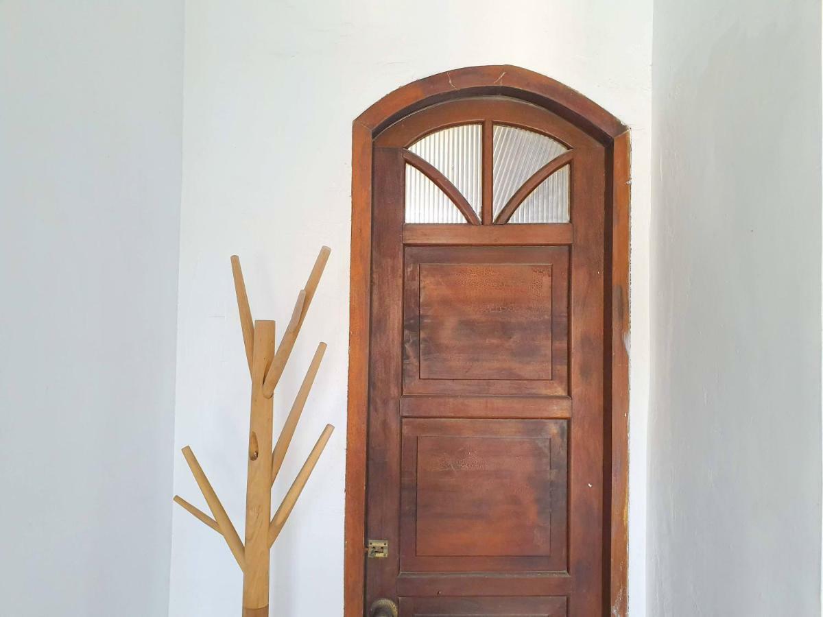 Honey House Tainan Bed & Breakfast Ngoại thất bức ảnh